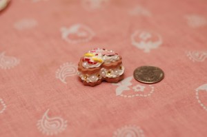 This is the top of the nostalgia cookie. I wanted to show that all cookies have gems all the way around. 