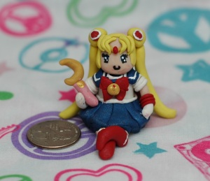 After I made the previous two, I wanted to try making Sailor Moon so so so bad, that I rushed through it and made a few mistakes, namely the collar. Personally I don't think it's that great, but my friends have said it's blog worthy so here she is! 